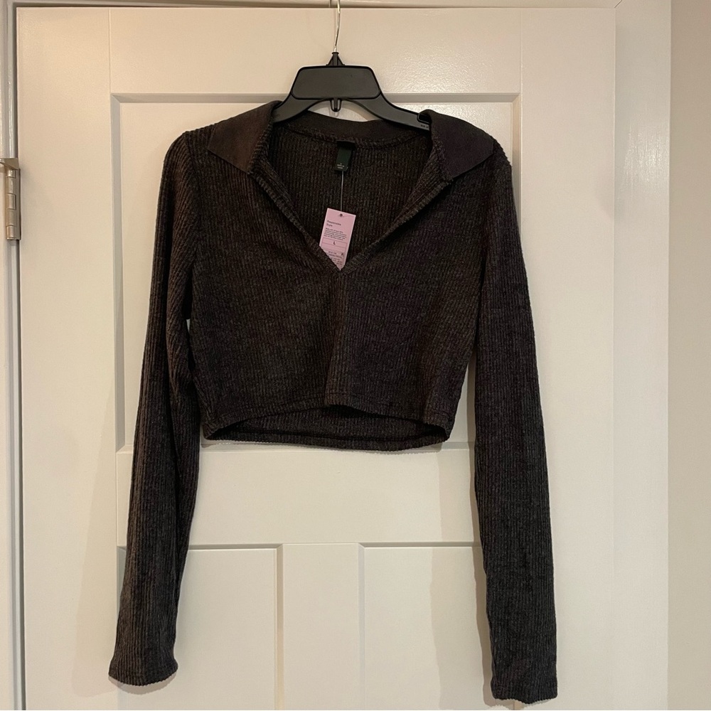 Cropped Black Ribbed Longsleeve